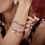 Pandora Осигурителна верижка клипс Вълнуваща история